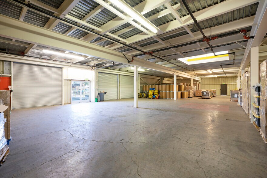 More Photos Of 120 Brush St, Ukiah Warehouse For Lease