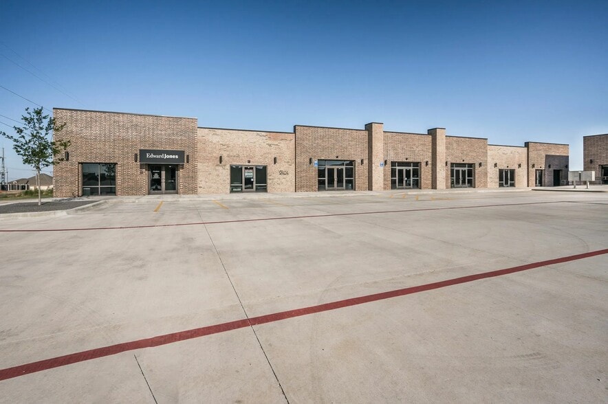 More Photos Of 9400 Hillside Rd, Amarillo Storefront For Sale