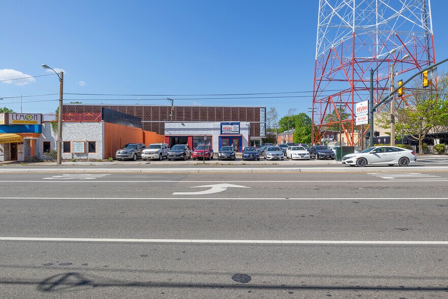 More Photos Of 3217 W Broad St, Richmond Storefront Retail Office For Sale
