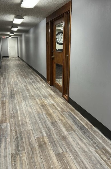 More Photos Of 415 W Wall St, Midland Office For Lease