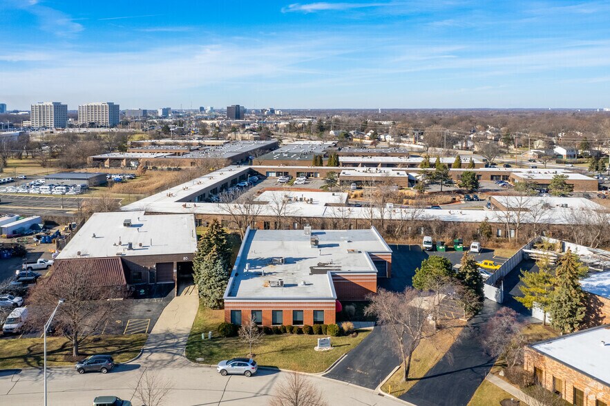 More Photos Of 76 W Seegers, Arlington Heights Warehouse For Sale
