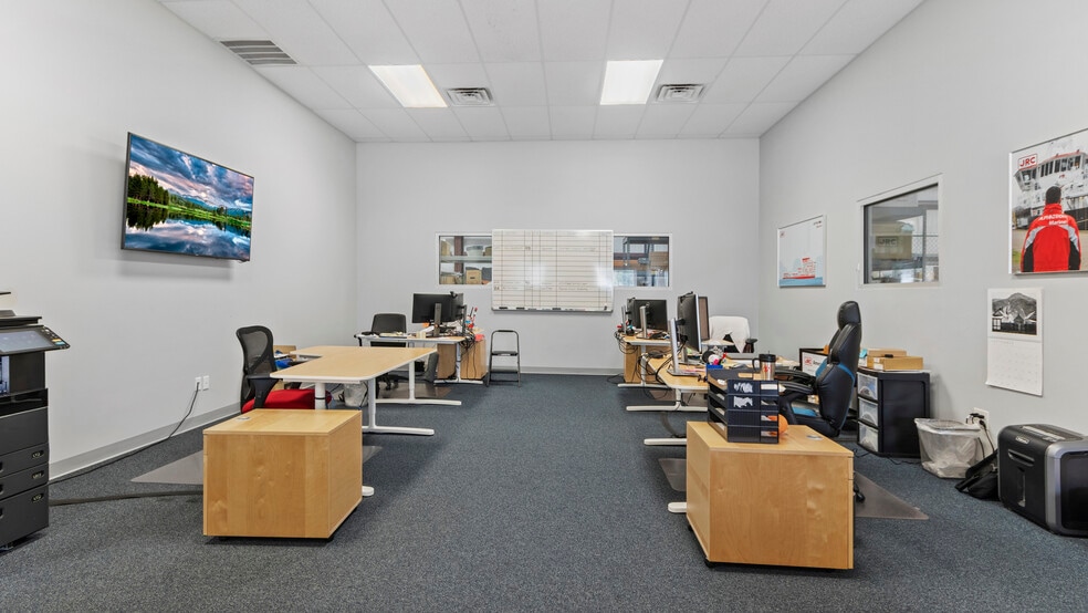 More Photos Of 1205 Butler Rd, League City Warehouse For Sale