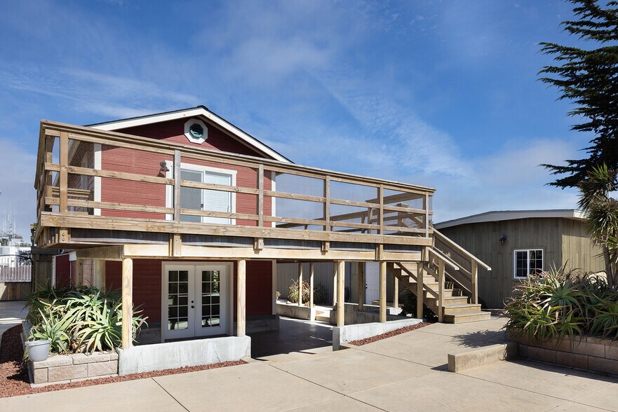 More Photos Of 7550-7552 Sandholdt Rd, Moss Landing Specialty For Sale