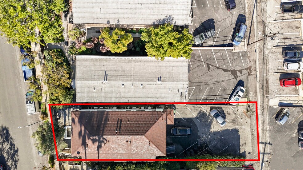 More Photos Of 240 3rd Ave, Venice Apartments For Sale