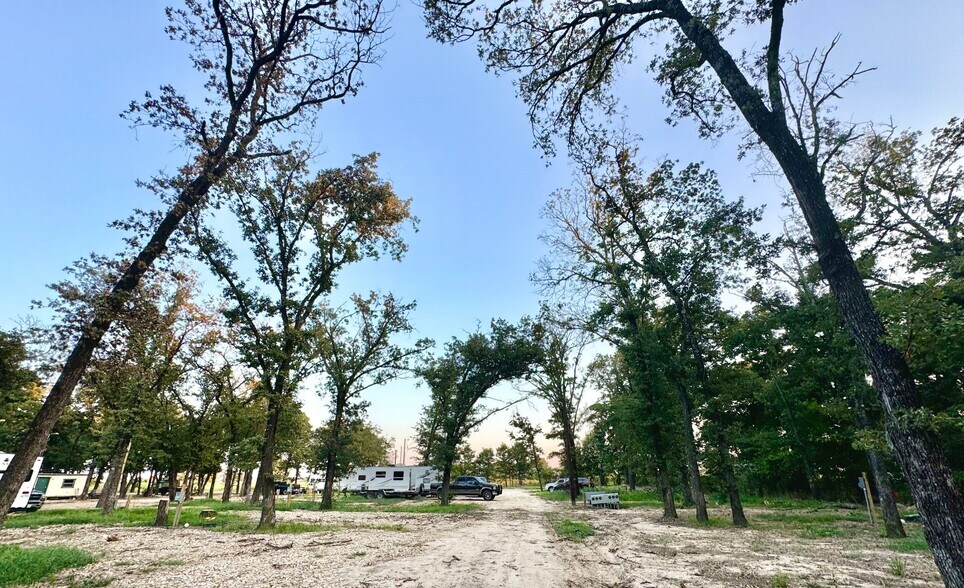 More Photos Of 20 County Road NW 1030, Mount Vernon Specialty For Sale