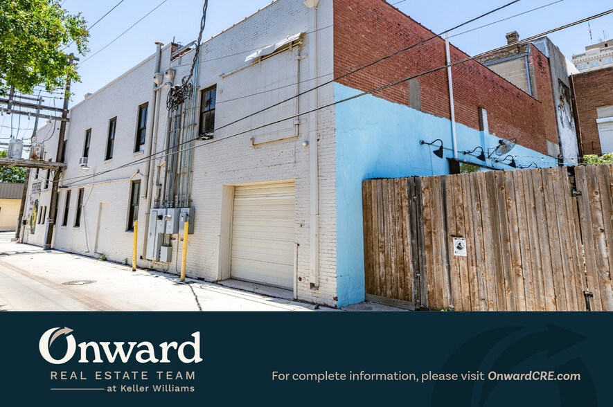 More Photos Of 210-212 S 5th St, Waco Storefront Retail Office For Sale