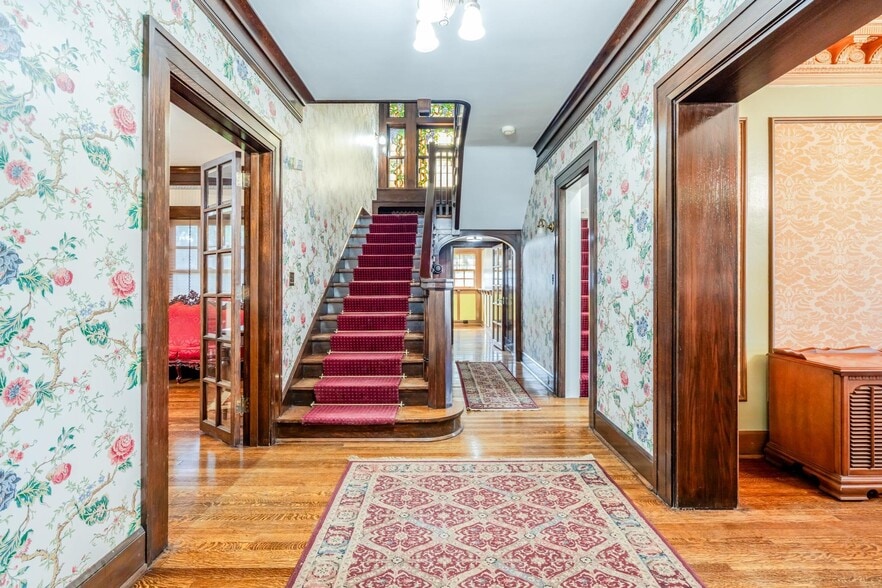 More Photos Of 1608 S Polk St, Amarillo Office For Sale