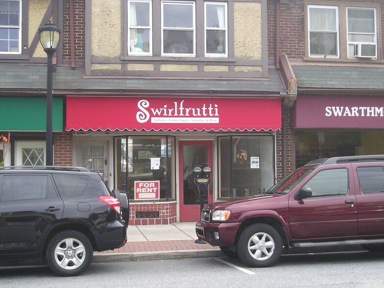 More Photos Of 14 Park Ave, Swarthmore Storefront Retail Residential For Lease