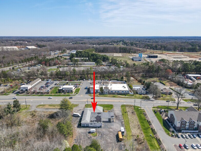More Photos Of 16601 Old Statesville Rd, Huntersville Storefront Retail Office For Sale