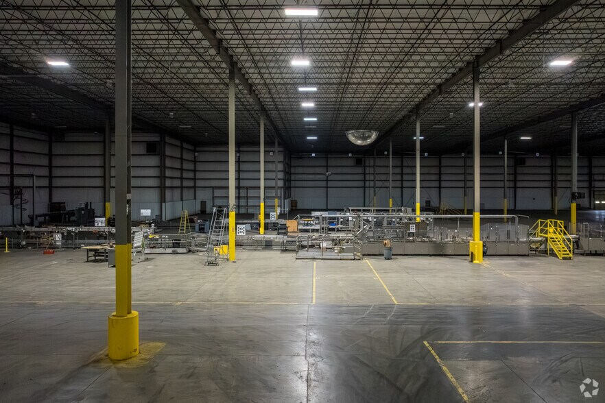 More Photos Of 49 E 3rd Ave, Toppenish Warehouse For Sale