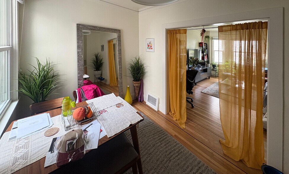 More Photos Of 1119 Webster St, San Francisco Apartments For Sale
