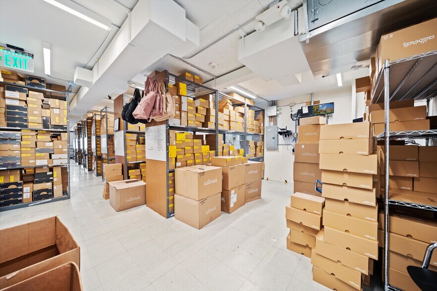 More Photos Of 3135 M St NW, Washington Storefront For Lease