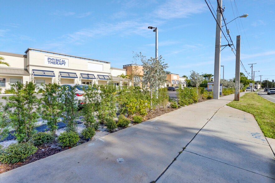 More Photos Of 1901-1949 NW 2nd Ave, Boca Raton Unknown For Lease