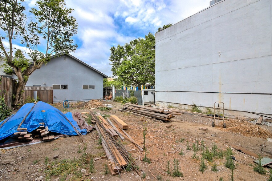 More Photos Of 107 3rd St, San Juan Bautista Storefront Retail Residential For Lease