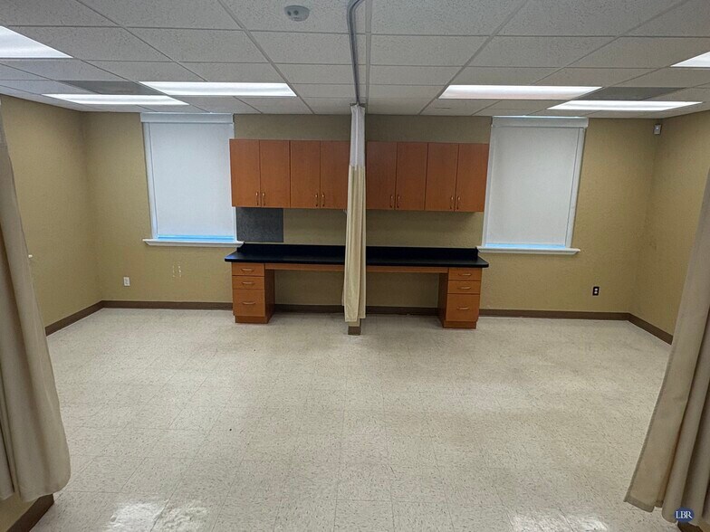 More Photos Of 1250 S Harbor City Blvd, Melbourne Medical For Sale