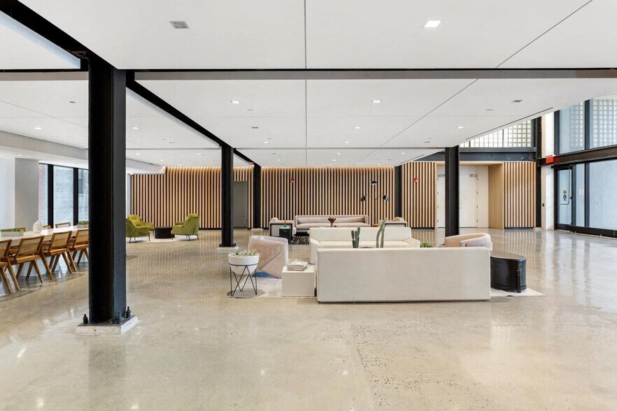 More Photos Of 25 Columbia Hts, Brooklyn Office For Lease