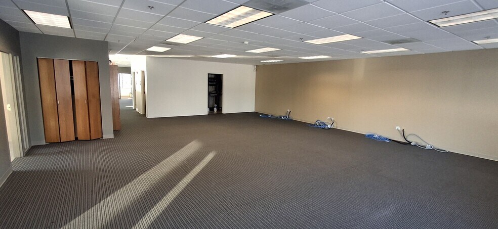More Photos Of 18401 Maple Creek Dr, Tinley Park Medical For Lease