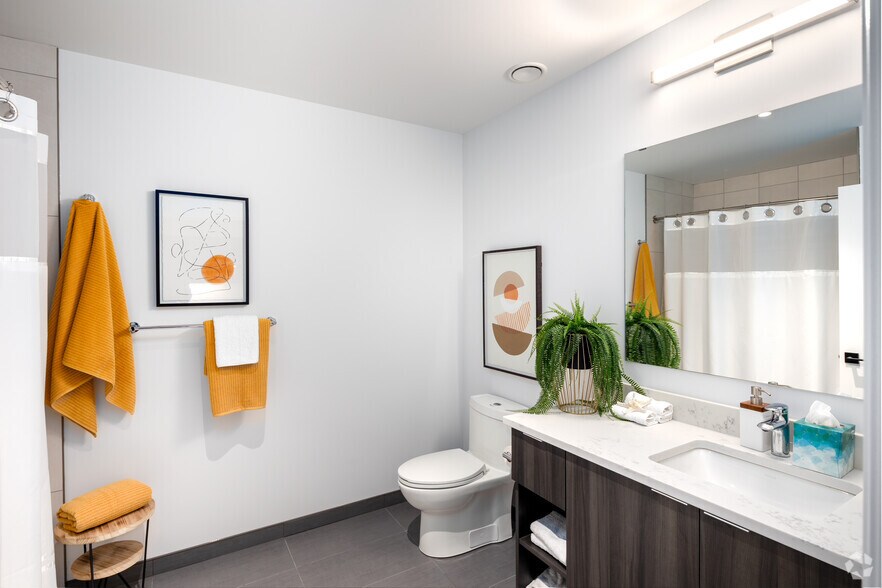 More Photos Of 66 Weber St E, Kitchener Apartments For Lease