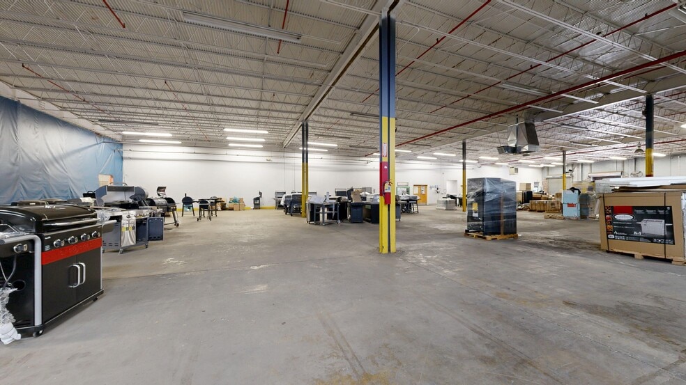 More Photos Of 1333 Belfast Ave, Columbus Warehouse For Sale