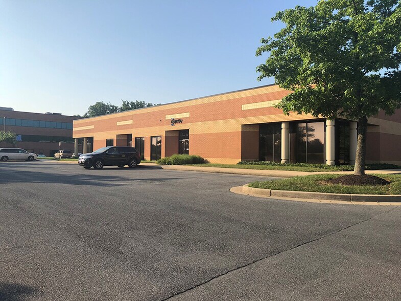 More Photos Of 6855 Deerpath Rd, Elkridge Office For Lease