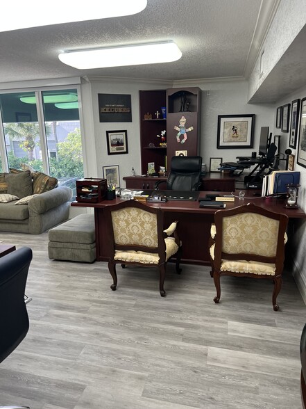 More Photos Of 16155 W 117th Ave, Miami Light Distribution For Sale