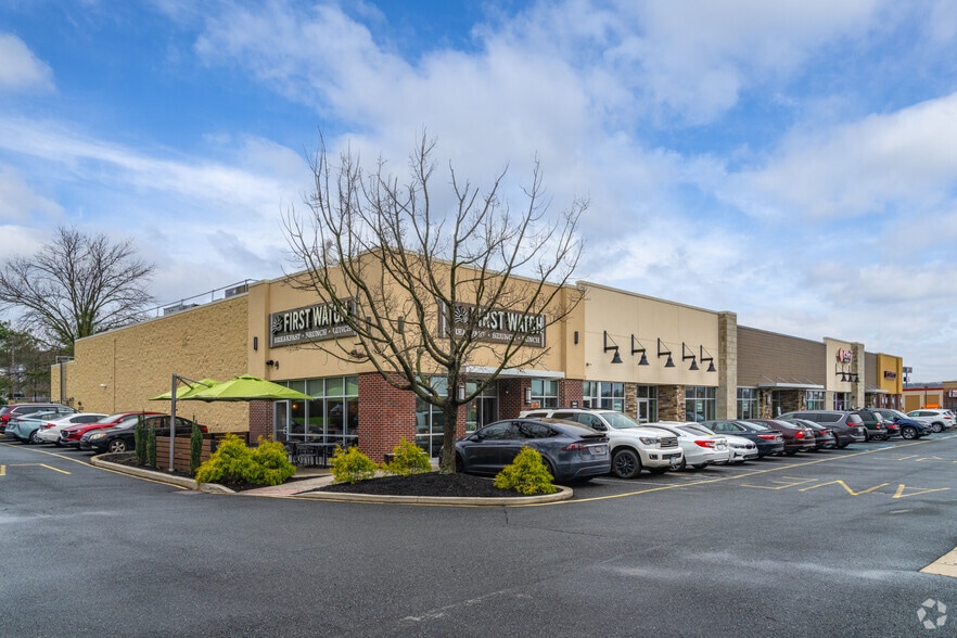 More Photos Of 10-101 Geoffrey Dr, Newark Unknown For Lease