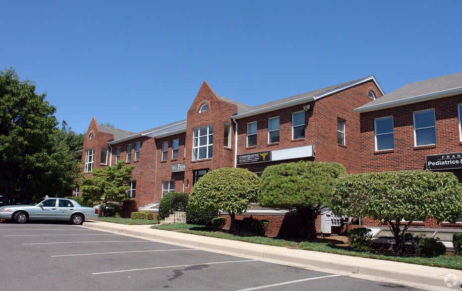 More Photos Of 6060-6074 Franconia Rd, Alexandria Medical For Lease