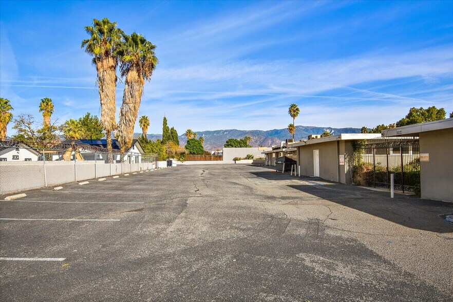 More Photos Of 1376 N Waterman Ave, San Bernardino Unknown For Lease