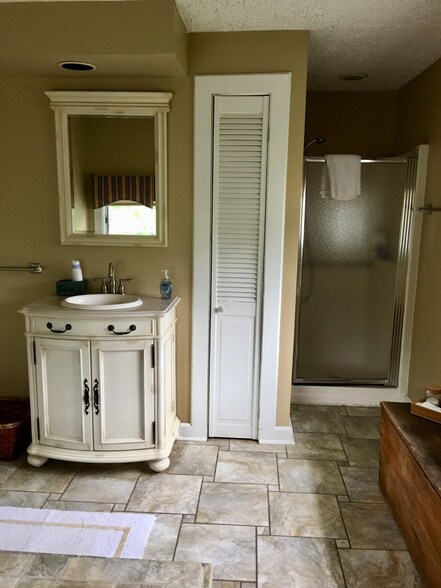 More Photos Of 9013 State Route 414, Lodi Restaurant For Sale