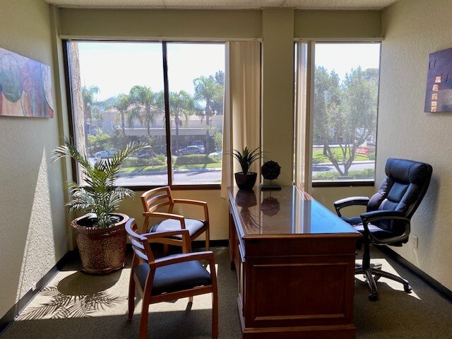 More Photos Of 16776 Bernardo Center Dr, San Diego Coworking Space