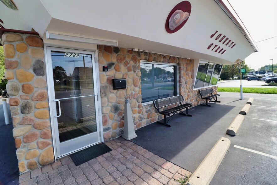 More Photos Of 2722 Easton Ave, Bethlehem Restaurant For Sale