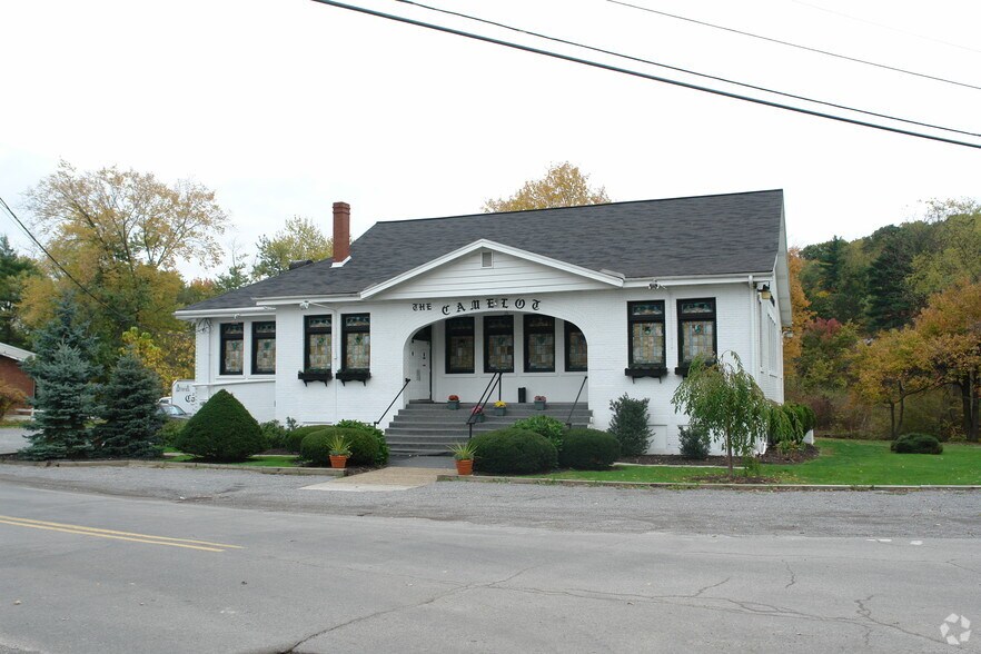 Primary Photo Of 100 Mount Pleasant Rd, Warrendale Lodge Meeting Hall For Sale