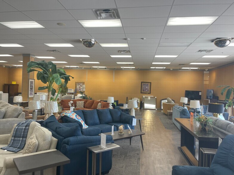 More Photos Of 58630 Belleview Dr, Plaquemine General Retail For Sale