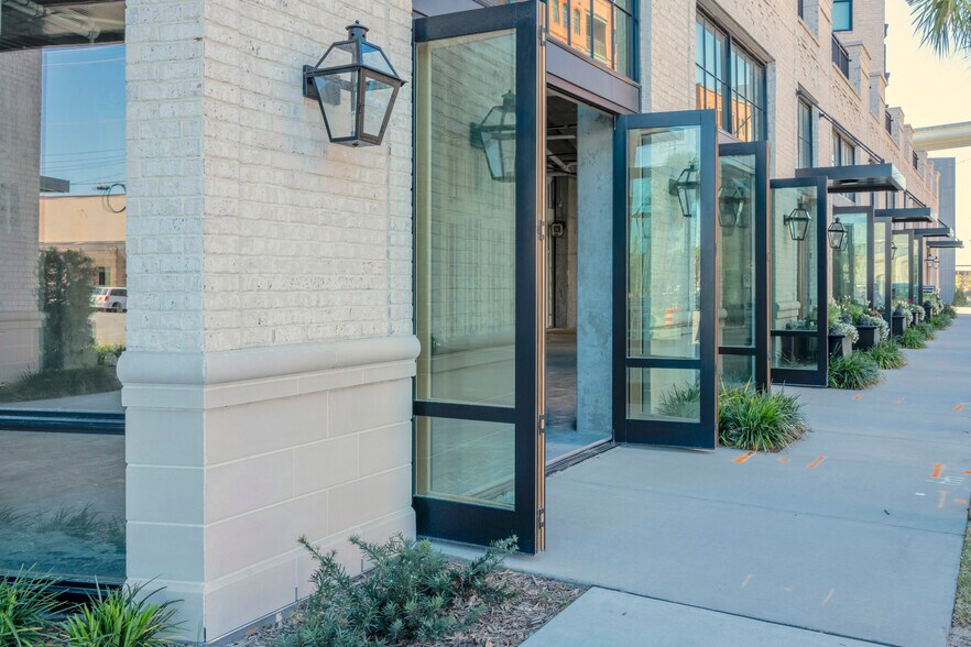 More Photos Of 601 Indian St, Savannah Apartments For Lease
