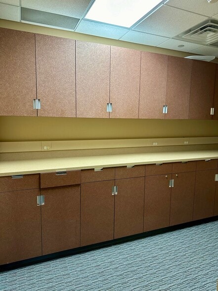 More Photos Of 5300 S Robert Trl, Inver Grove Heights Unknown For Lease