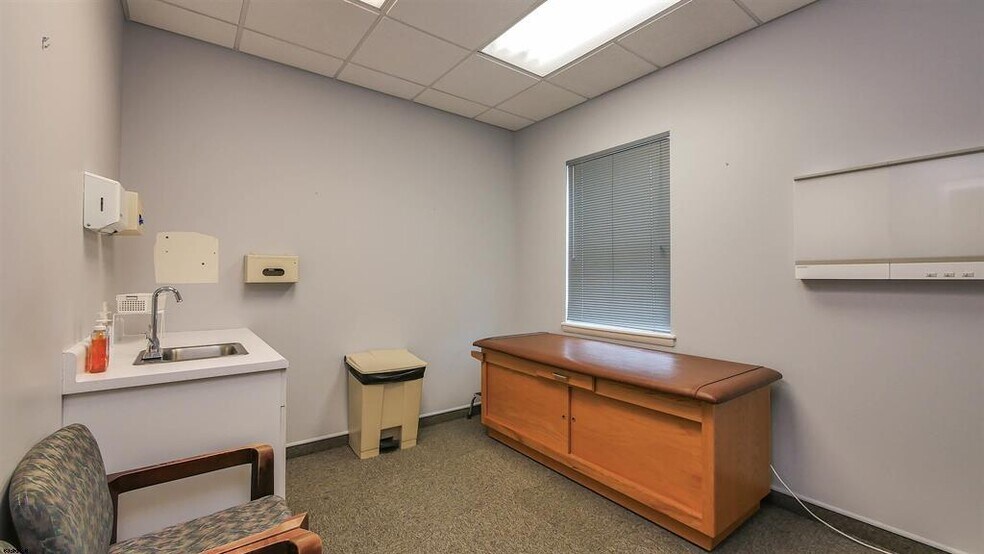 More Photos Of 110 Harbor Ln, Somers Point Medical For Sale