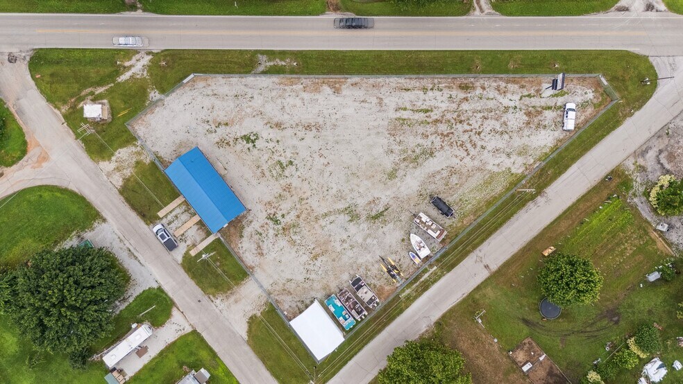 More Photos Of 100 Main St, Bernice Self Storage For Sale