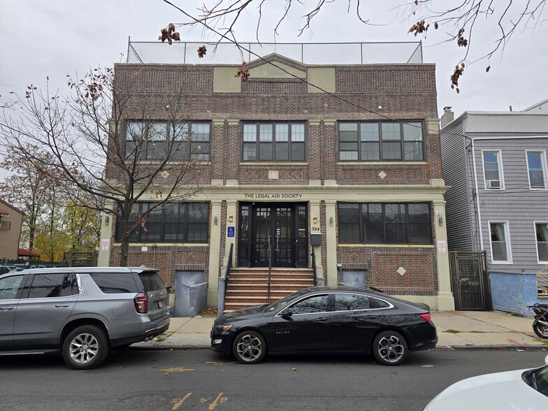 Primary Photo Of 394 Hendrix St, Brooklyn Medical For Lease