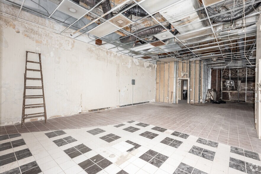 More Photos Of 219-225 E Baltimore St, Baltimore Storefront For Sale