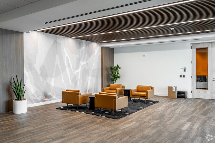 More Photos Of 3515 Harbor Blvd, Costa Mesa Unknown For Lease