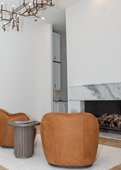 More Photos Of 5100 Kelly Rd, Aledo General Retail For Lease