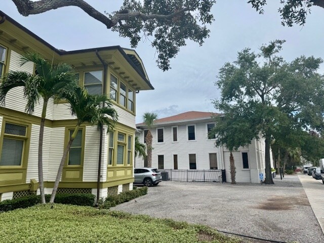 More Photos Of 332 S Plant Ave, Tampa Office For Lease