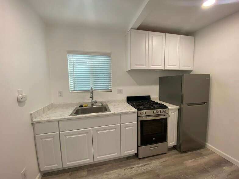 More Photos Of 748 Washington Blvd, Marina del Rey Office Residential For Lease