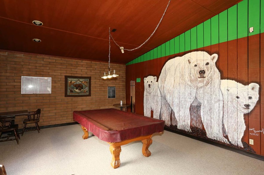 More Photos Of 7783 W Ralls Dr, Strawberry Restaurant For Sale