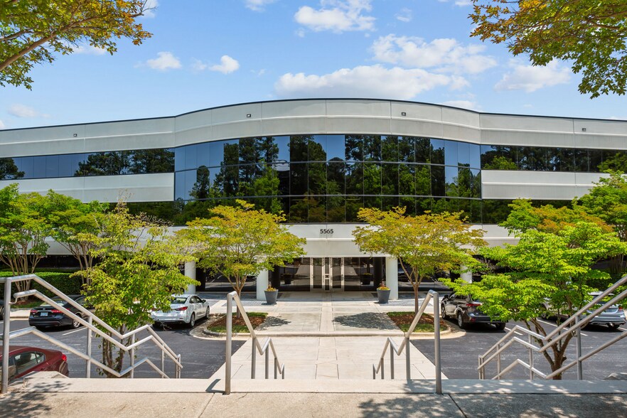 More Photos Of 5565 Centerview Dr, Raleigh Office For Lease