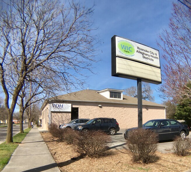 More Photos Of 414 9th St SE, Roanoke General Retail For Sale