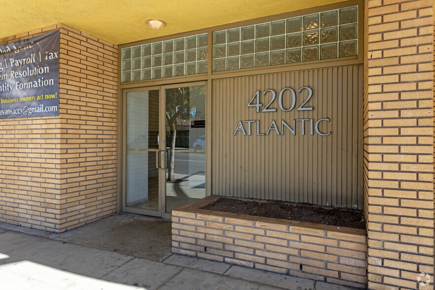 More Photos Of 4200-4204 Atlantic Ave, Long Beach Office For Lease