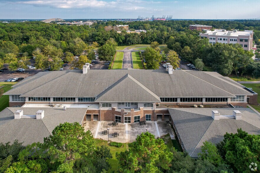 More Photos Of 146 Fairchild St, Charleston Office For Lease