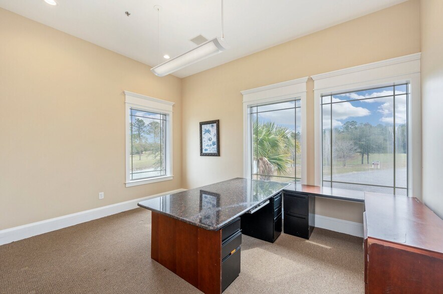 More Photos Of 3201 Heritage Plantation Blvd, Laurel Hill Office For Sale
