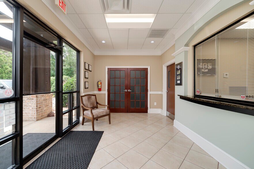 More Photos Of 4611 Ivey Dr, Macon-Bibb Office For Lease